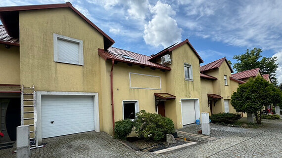 Fassadenanstrich der Reihenhäuser in Grünberg 