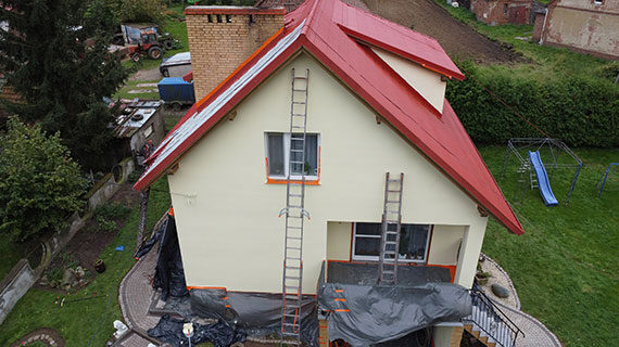 Dach- und Fassadenanstrich in Wojcieszowice
