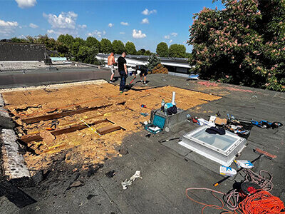 Ortsbesichtigung am Dach