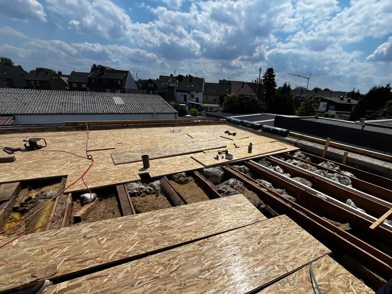 Undichtes Dach ausbessern