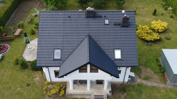 Dachreinigung und -anstrich Bolesławice