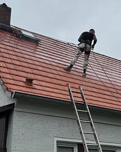 Dach Reinigung in Leipzig