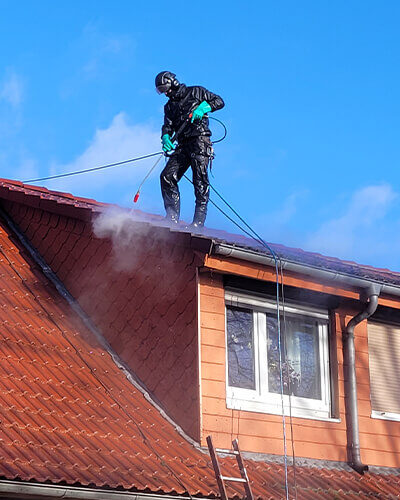 Dach imprägnieren mit Profis