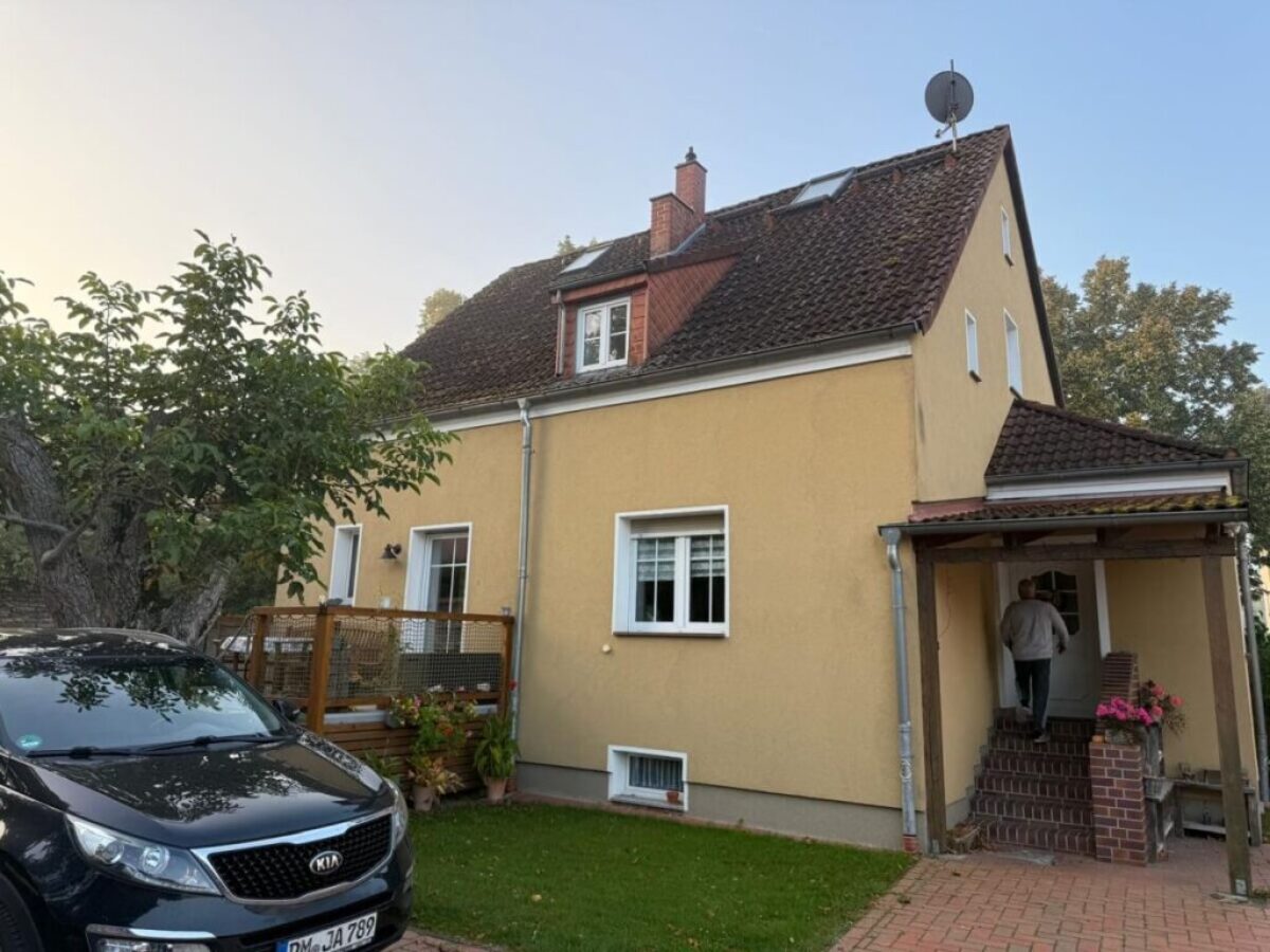 Vor der Dachreinigung und Dachbeschichtung in Roskow Vor der Dachreinigung und Dachbeschichtung in Roskow