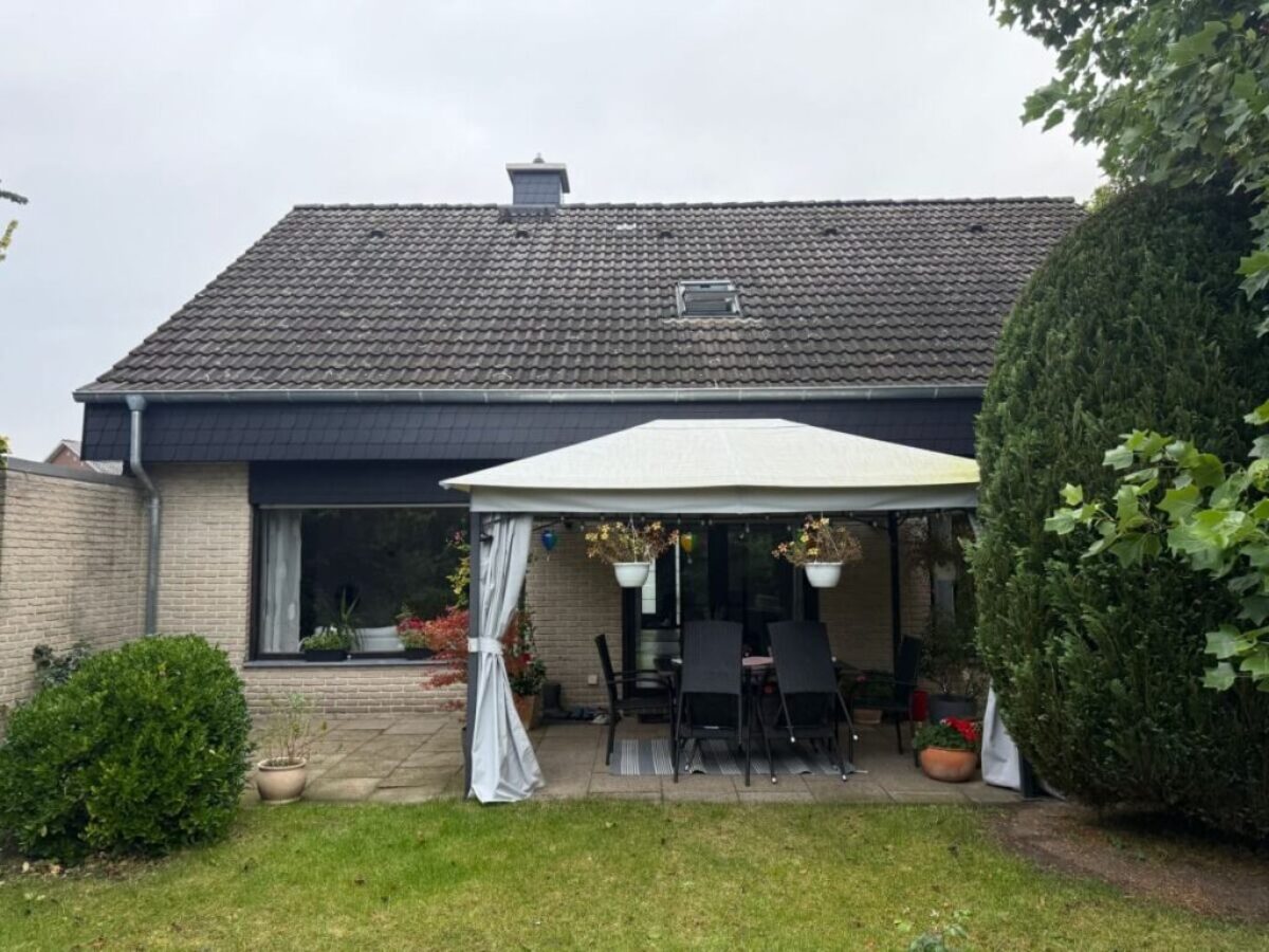 Vor der Dachreinigung und Dachbeschichtung in Ladbergen