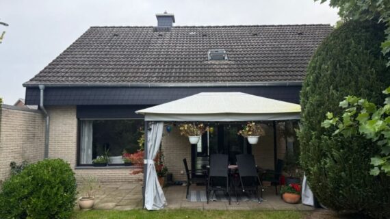 Dachreinigung und Dachbeschichtung in Ladbergen vorher nachher