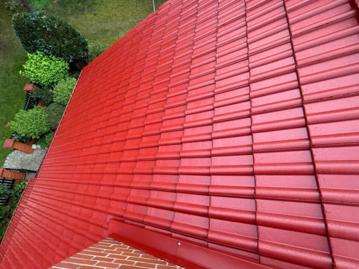 Nach der Dachbeschichtung in Jeziorna