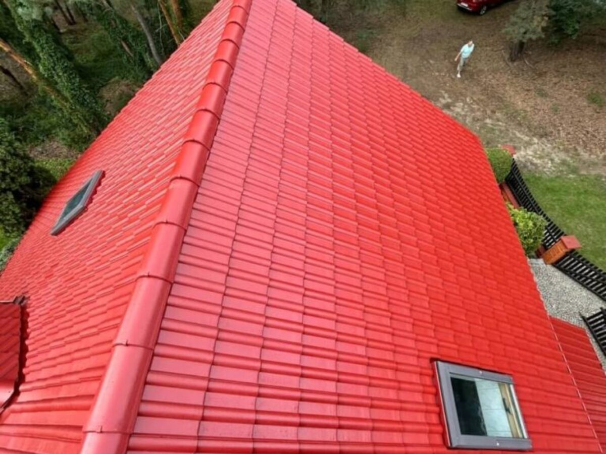 Nach der Dachbeschichtung in Jeziorna