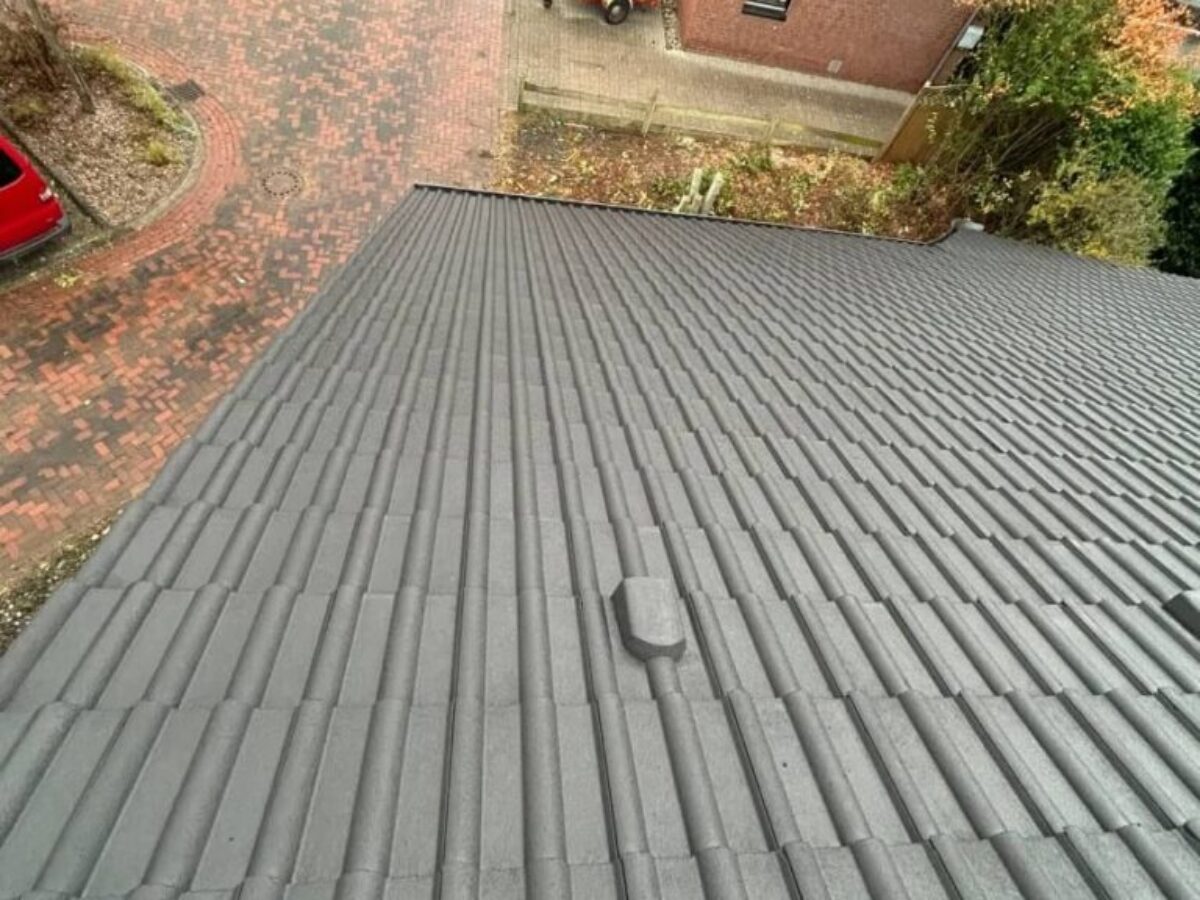 Nach der Dachreinigung und Dachbeschichtung in Gifhorn Nach der Dachreinigung und Dachbeschichtung in Gifhorn