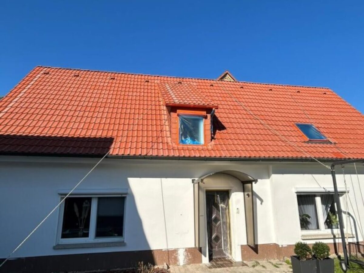 Vor der Dachbeschichtung in Krostitz Vor der Dachbeschichtung in Krostitz