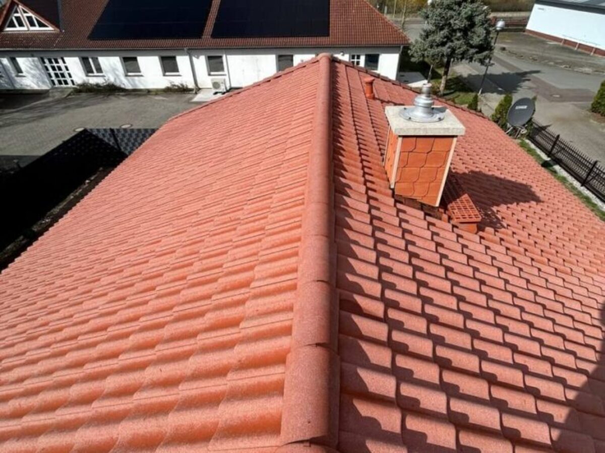 Nachher dachreinigung und -imprägnierung Parey