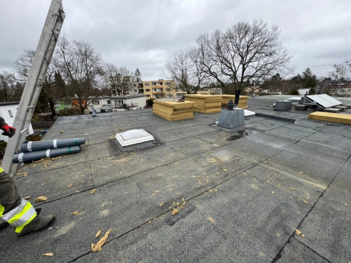 Vorher - Umfassende Dämmung eines Flachdachs - Berlin